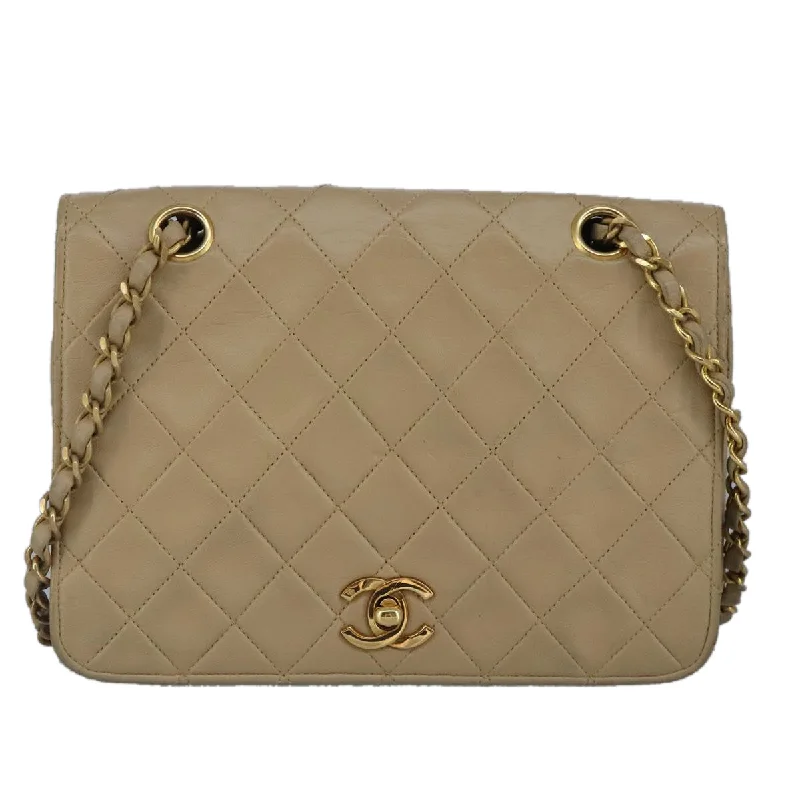 Handle bags with bold checks for trend -Chanel Flap Bag  Leather Shoulder Bag (Pre-Owned)