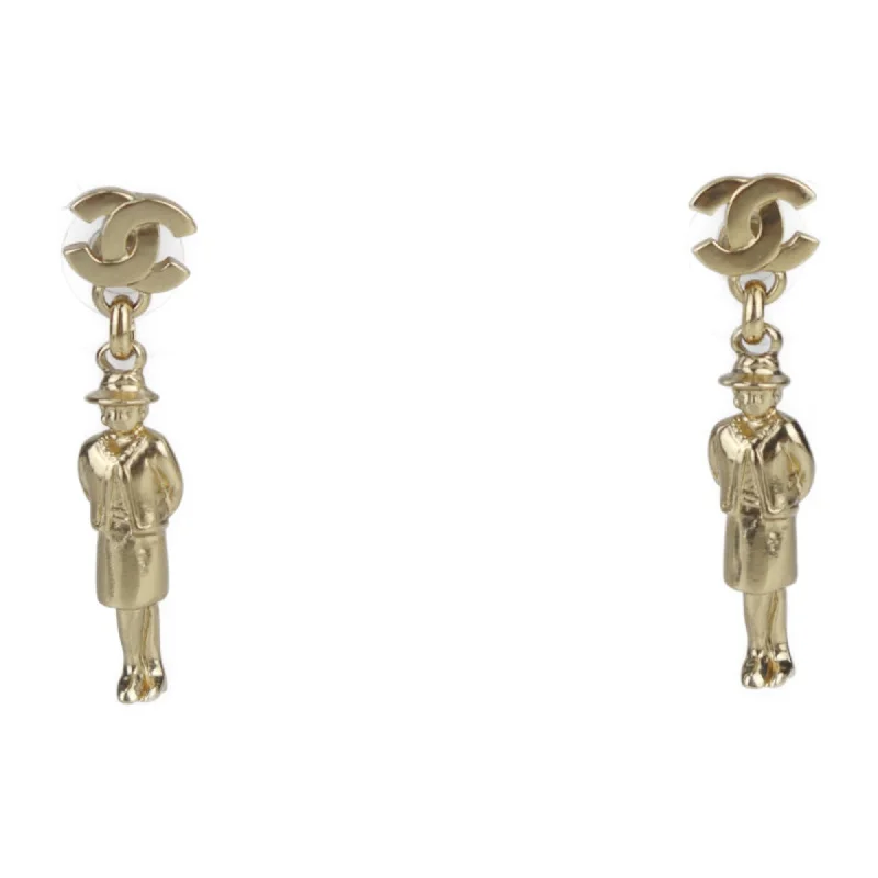 Drop Earrings with Star Motifs -Chanel  Metal Drop Earrings (Pre-Owned)