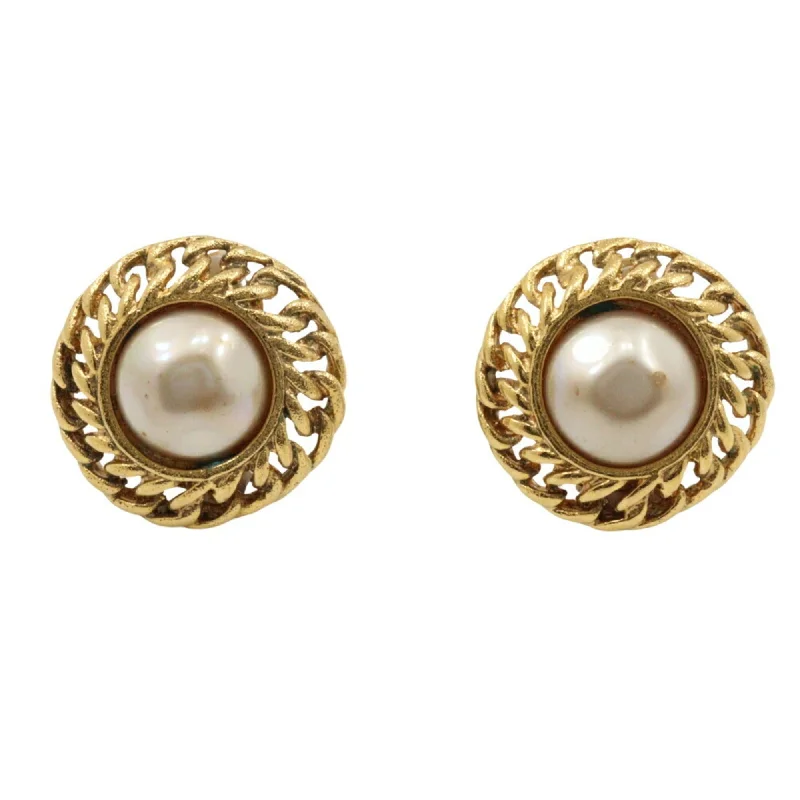 Drop Earrings for Bridesmaids Look -Chanel  Clip Earrings (Pre-Owned)