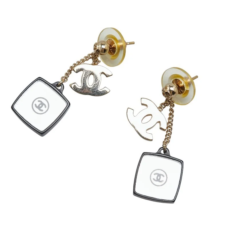 Magnetic Closure Drop Earrings for Easy -Chanel    Drop Earrings (Pre-Owned)