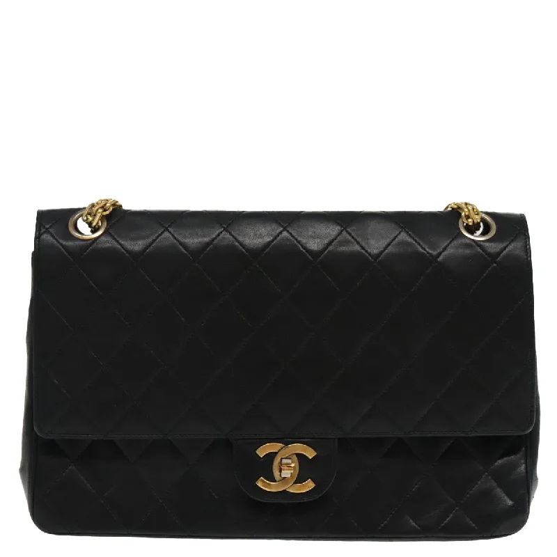 Handle bags with animal prints for flair -Chanel Matelassé  Leather Shoulder Bag (Pre-Owned)