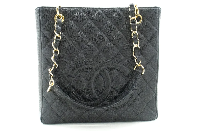 Handle bags with soft velvet for luxury -Chanel  Leather Shoulder Bag (Pre-Owned)