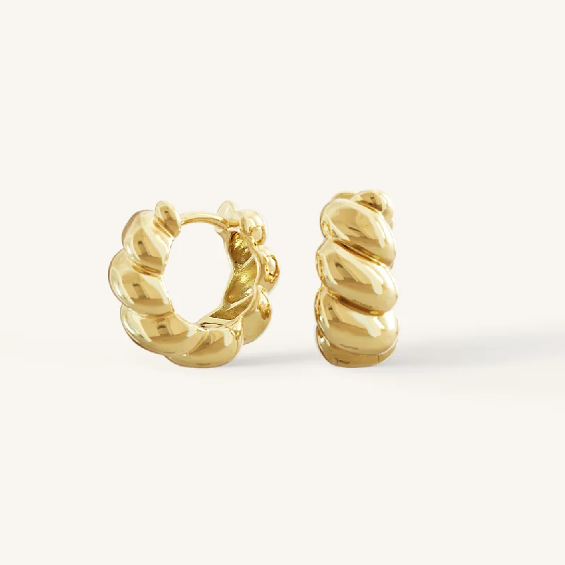 Medium hoop earrings for an everyday look with the perfect balance of style-Baker Huggies