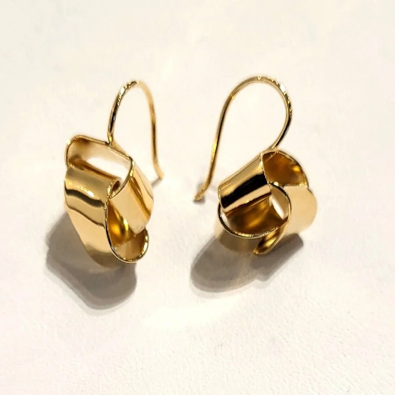 Best hoop earrings with geometric shapes for a modern and artistic appeal-Overture