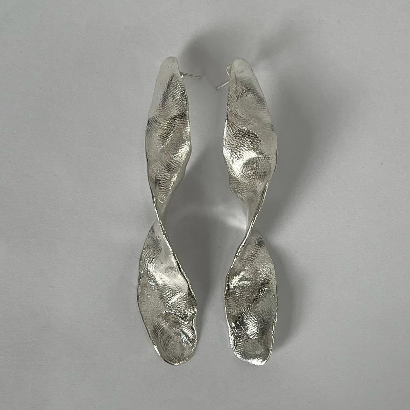 Hoop earrings with polished silver finish for a shiny, modern appeal-WIND WHISPER  XL EARRINGS