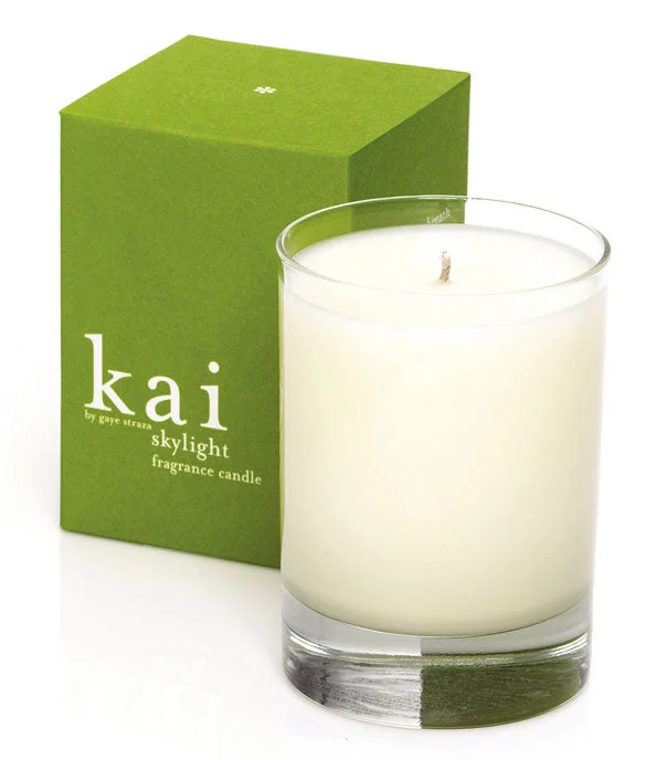 Best necklaces and pendants with black diamonds for an edgy, bold statement-Kai Skylight Candle